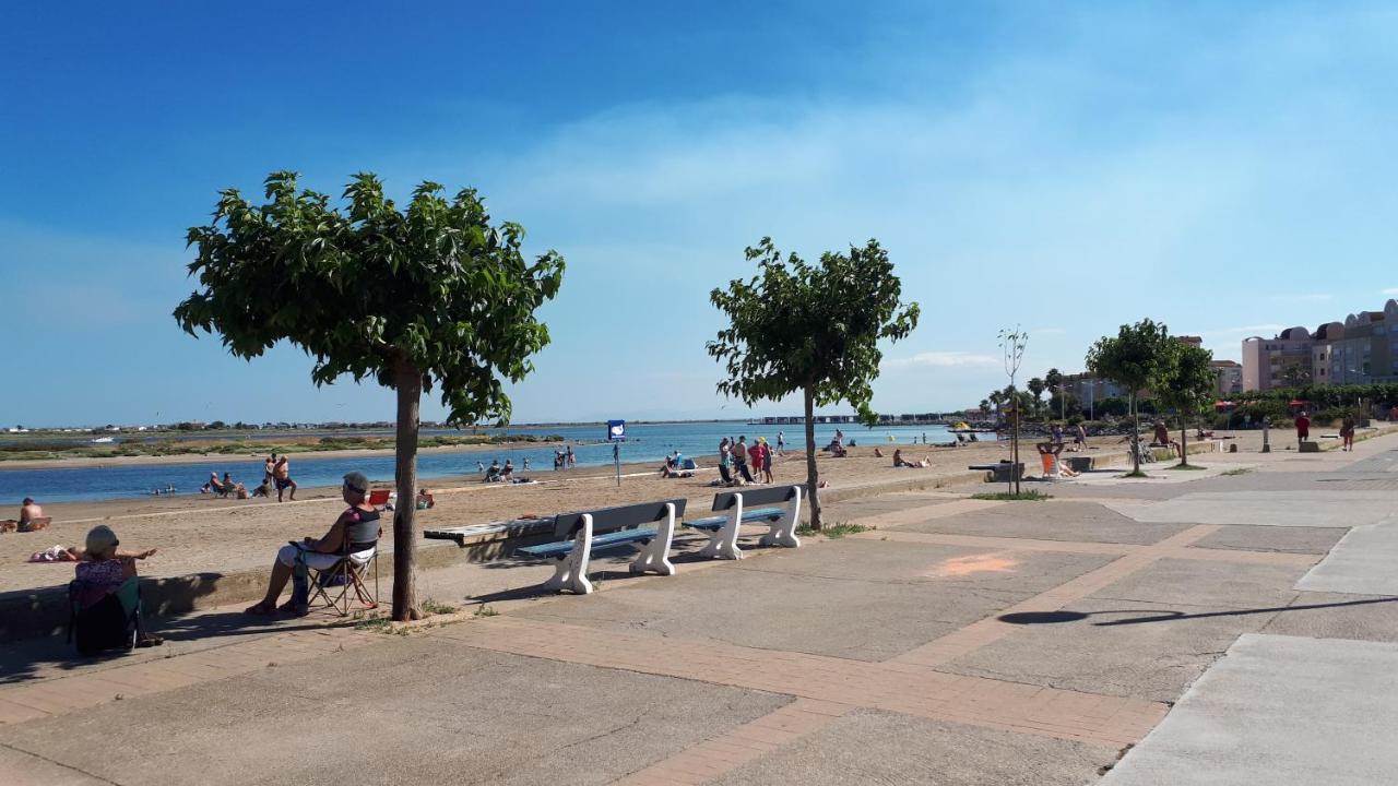 Studio Cabine Avec Jardinet A 30 M De La Plage, Au Calme. กรุยซ็อง ภายนอก รูปภาพ